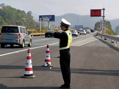 春运保畅“粤”有招，来看这三地的“智慧春运”！