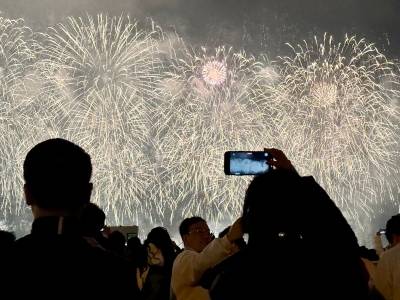 被硬控30分钟！带你回顾汕头海上烟花盛宴