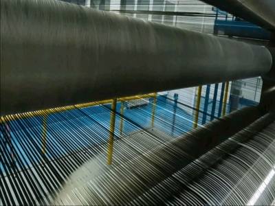 深圳大学研发国产高性能碳纤维：0.3克材料就能吊起三个人