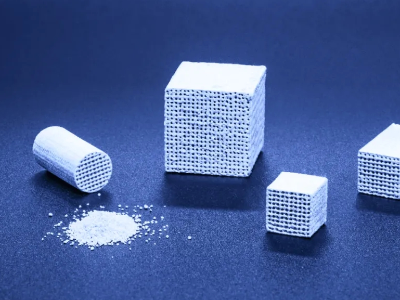 大湾区科学家研发“体内工厂”修复骨损伤，产品已上市