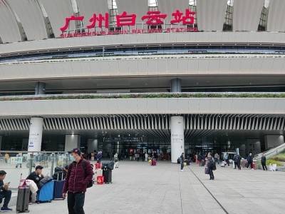 列车加开，地铁延长！广州白云站节后返程夜间出行指引来了
