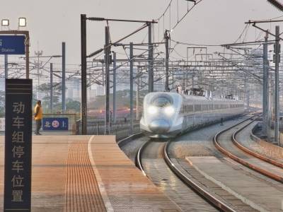 预计接返超8000人！广州首趟免费返工专列抵穗