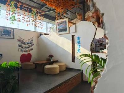 徐闻南极村，有群民宿主理人