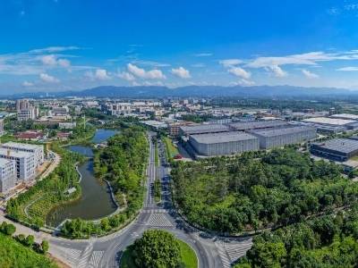 广州从化：“马”上崛起， “绿”中奋进