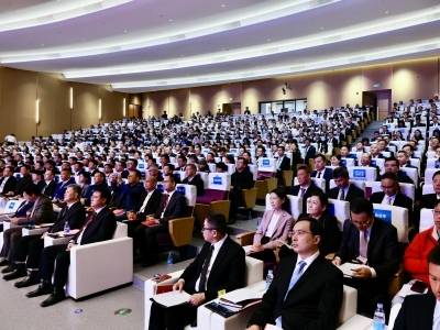 特写丨中山：开进企业的高质量发展大会