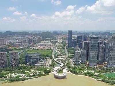 顺德区委书记陈新文：推动传统、新兴、未来产业“三箭齐发”