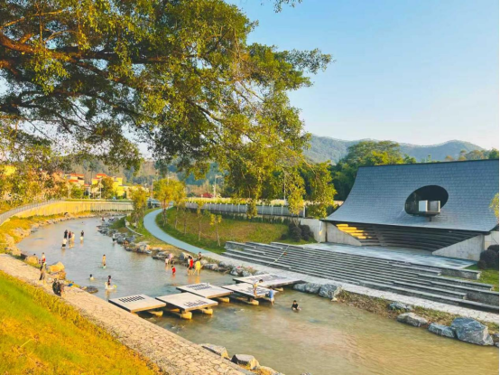 中心村古榕驿站。