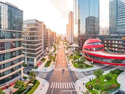 视频｜白云区委书记洪谦：坚持工商并举、项目为王，推动全年GDP迈向3500亿元