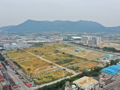 特写｜开进工地的南海“新春第一会”