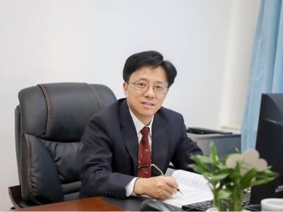 广东金融学院校长易行健：以金融和实干赋能两业协同融合