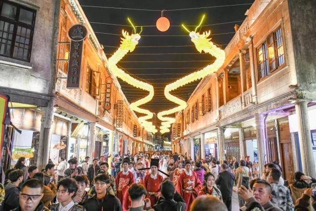马年春节，揭阳古城热度空前。（图源：揭阳发布）