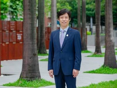 华师校长杨中民：发挥“双一流”师范大学优势，支撑两业协同发展