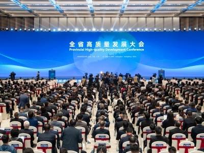 从许仰天到刘强东，2026他们为何“表白”广东？｜珠三角观察