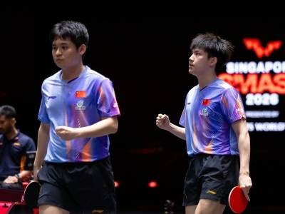 黄友政/林诗栋获WTT新加坡大满贯赛男双亚军