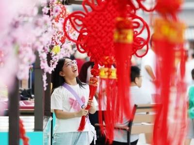 新华时评·树立和践行正确政绩观丨以百姓心为心