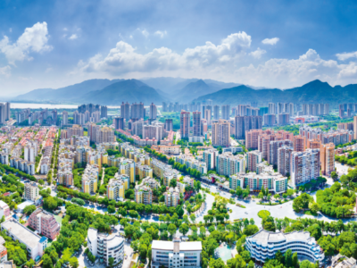 肇庆砚阳湖高新区揭牌，一批项目集中签约动工竣工投产