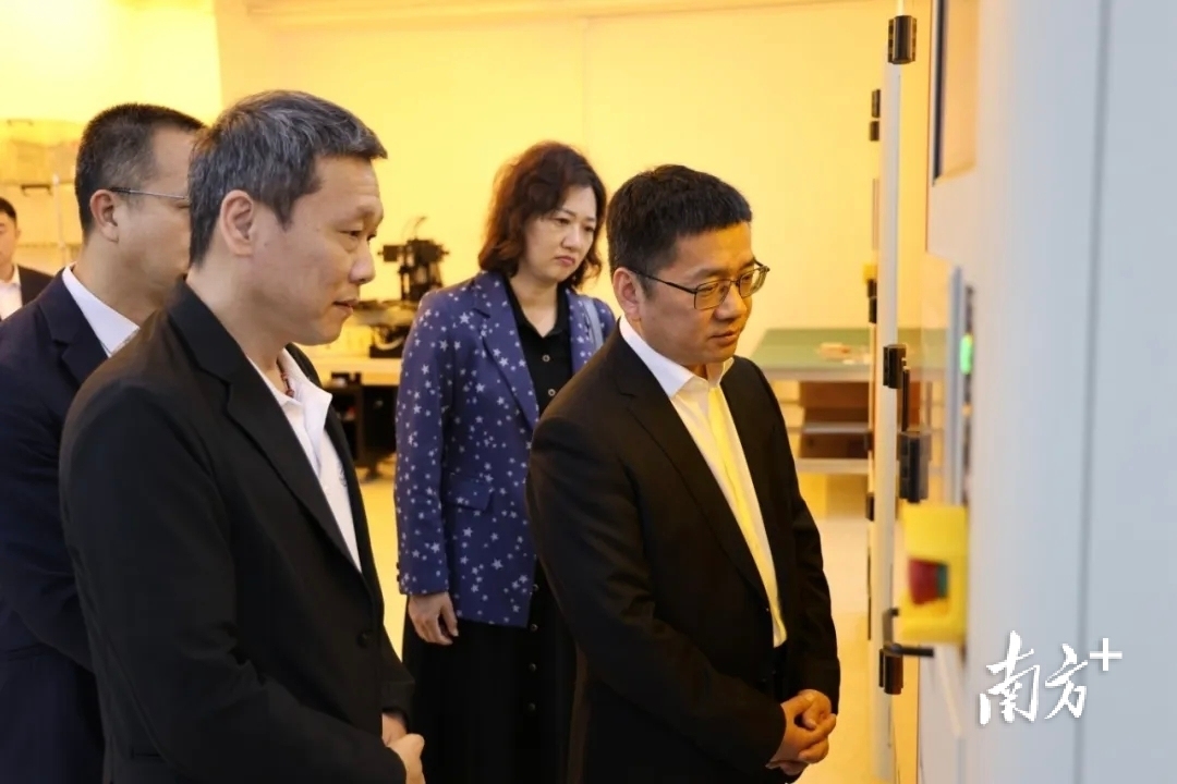 顺德招商工作组走访ABM公司。