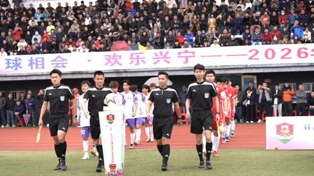 李海新领衔广东省优秀裁判团队主裁。  