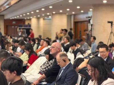 广东代表团开放日，到场的111家媒体超一半是境外媒体！