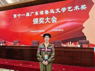 阳西“她力量”| 何春燕：满怀文学热爱，奔赴未来山海