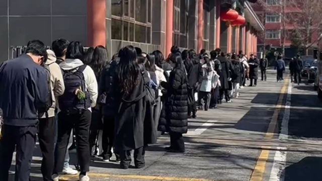 广东代表团开放团组活动即将举行，现场“热气腾腾”