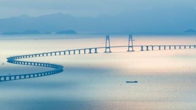 广东省委书记黄坤明：全国6座超3万亿城市，一半在大湾区