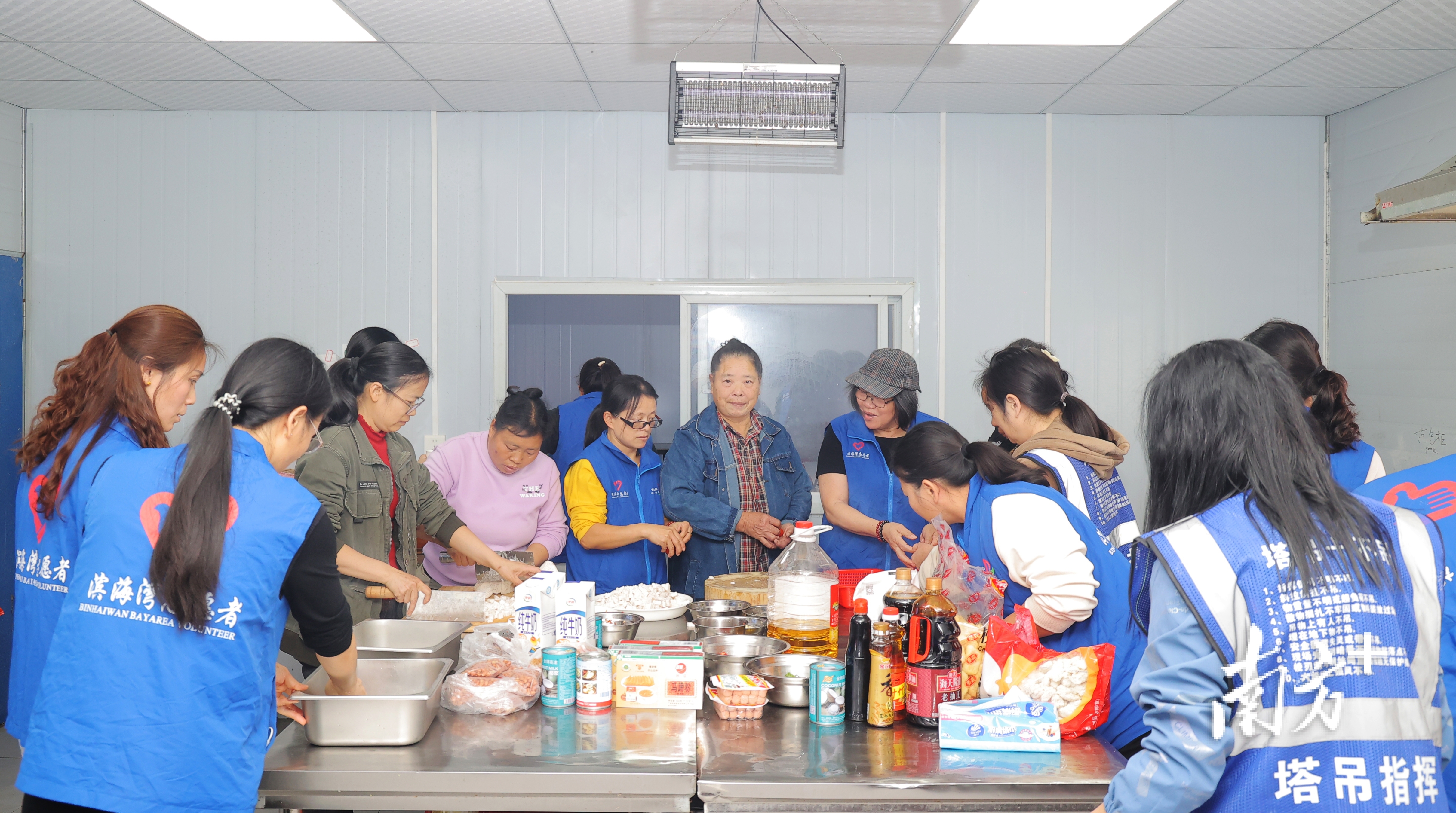    南方+ 韦基礼 拍摄