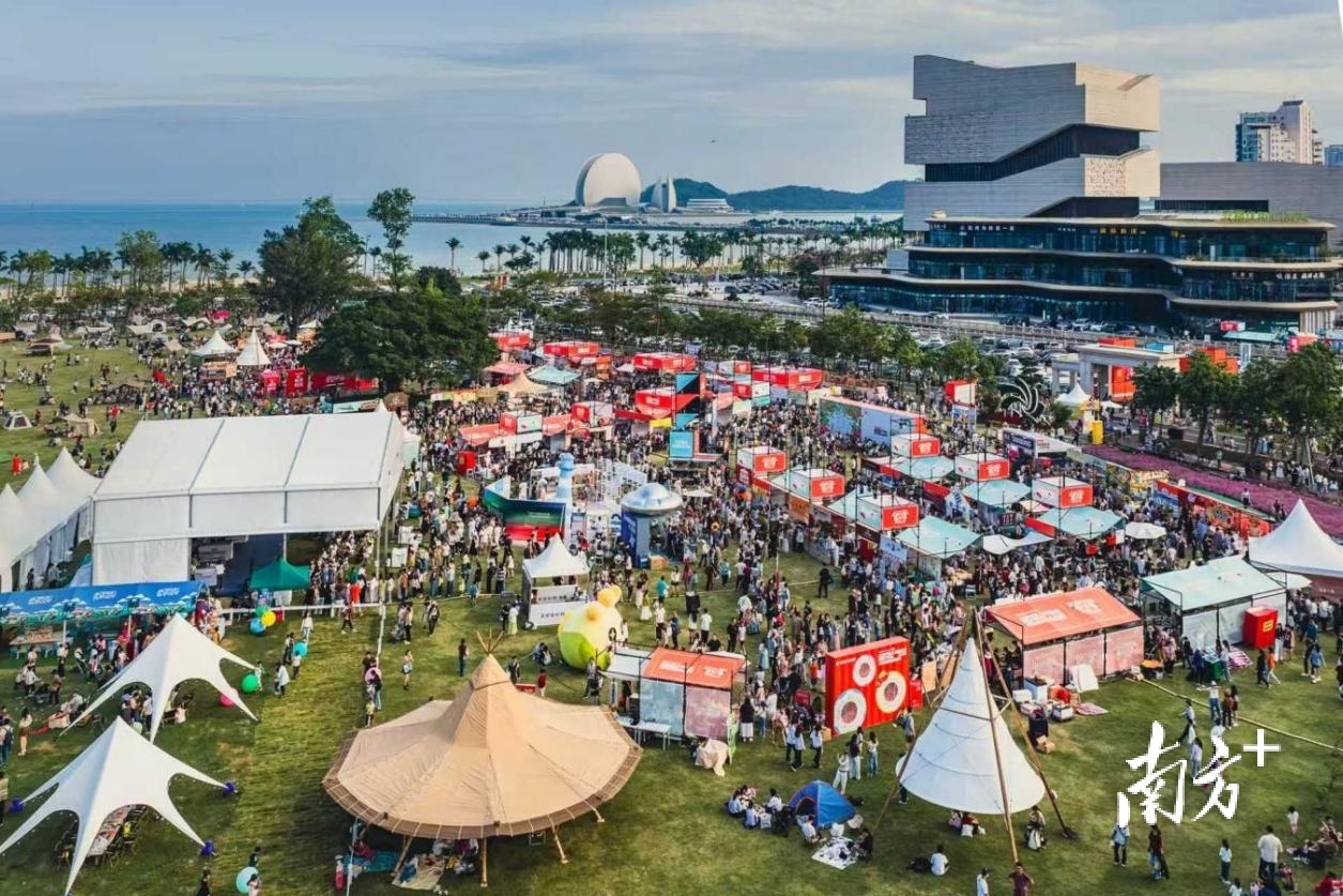 海天公园2025超级咖啡面包节绿美集市。 通讯员 供图