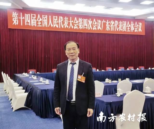 新会区全国人大代表黄达昌在京参会履职。图片来源新会发布