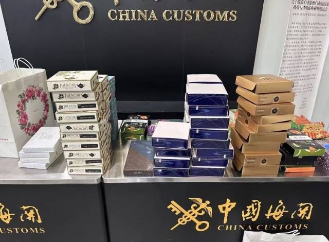 海关抽检乳制品，严查不合格违禁品。