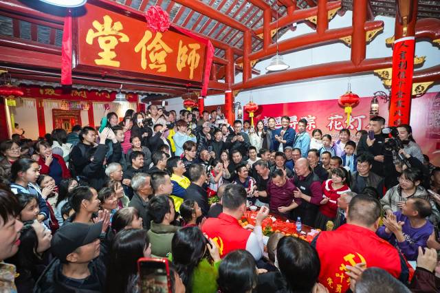 汤湖村“马王大赛”现场。