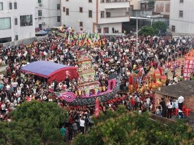 忠平社：花船摇出风调雨顺 火把点燃万家兴旺|年例·年味⑤