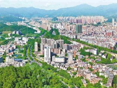 南方日报 | 奋斗让青春城“能见度”更高