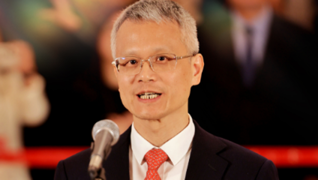 两会Vlog｜来自广东的许可慰走上委员通道分享：台青在大陆演绎“爱拼才会赢”