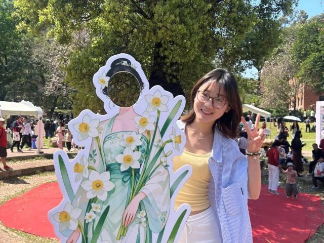 哇哦！这不是花神本尊吗？