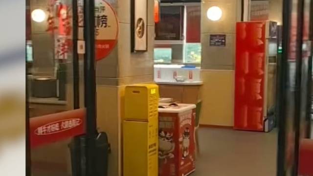 涉及多家知名连锁餐厅！记者暗访塑封餐具消毒行业乱象