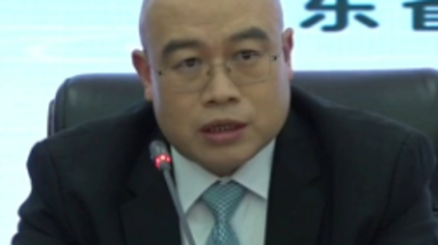 运动损伤急性期，抹药酒、揉一揉、热敷会加重症状