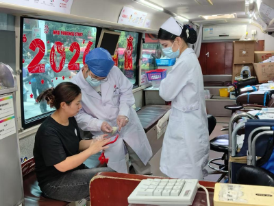 热血传爱暖社区，执信社区开展无偿献血公益活动