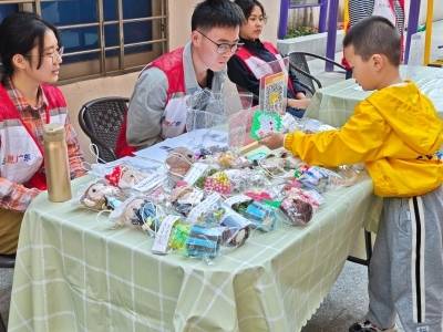 护老助残传温情，黄花岗街公益集市热闹开市
