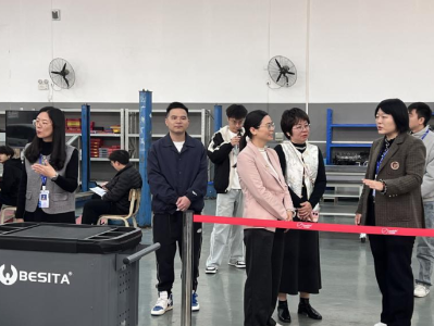 贯通会场和现场