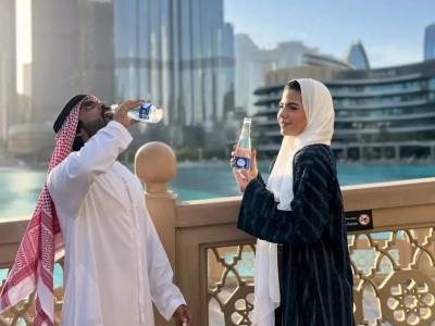 一瓶好水，喝出全球顶流｜广货行天下·爆款江门造