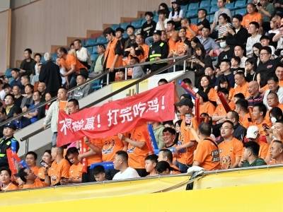 粤BA首轮比赛结束，10张海报看战况