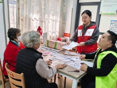 黄花岗永泰社区弘扬雷锋精神，多元志愿服务贴心惠民暖邻里