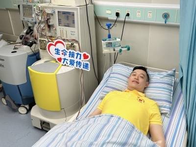 接到陌生电话后，这名医生决定兑现20年前的约定