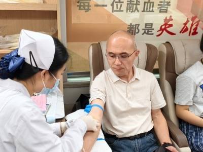 科苑社区联合辖内机团单位开展无偿献血活动