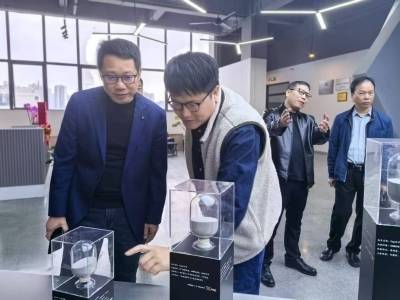 黄良辉：以科技为桥，建设创新转化枢纽｜南海两会