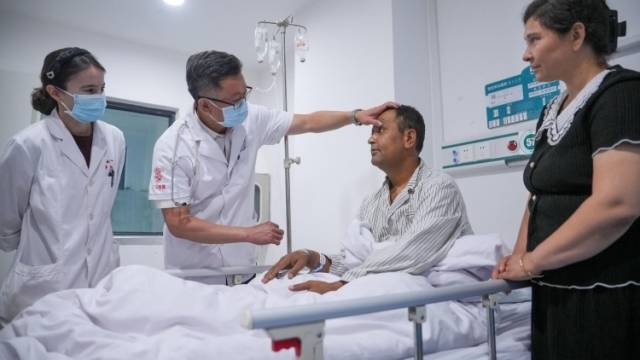 扎根大漠三年，他们在昆仑山下书写“广东故事”