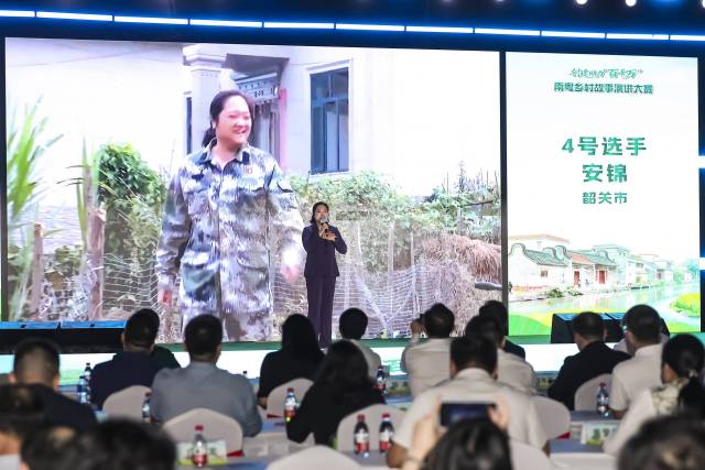 广东建工控股集团派驻仁化县周田镇下洞村第一书记安锦。