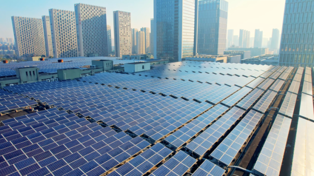 249项产品出口退税“归零”，谁能笑到最后｜聊点政经事