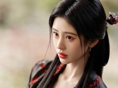 鞠婧祎被反复举报+网络“升堂”，明星“和平分手”为何这么难？